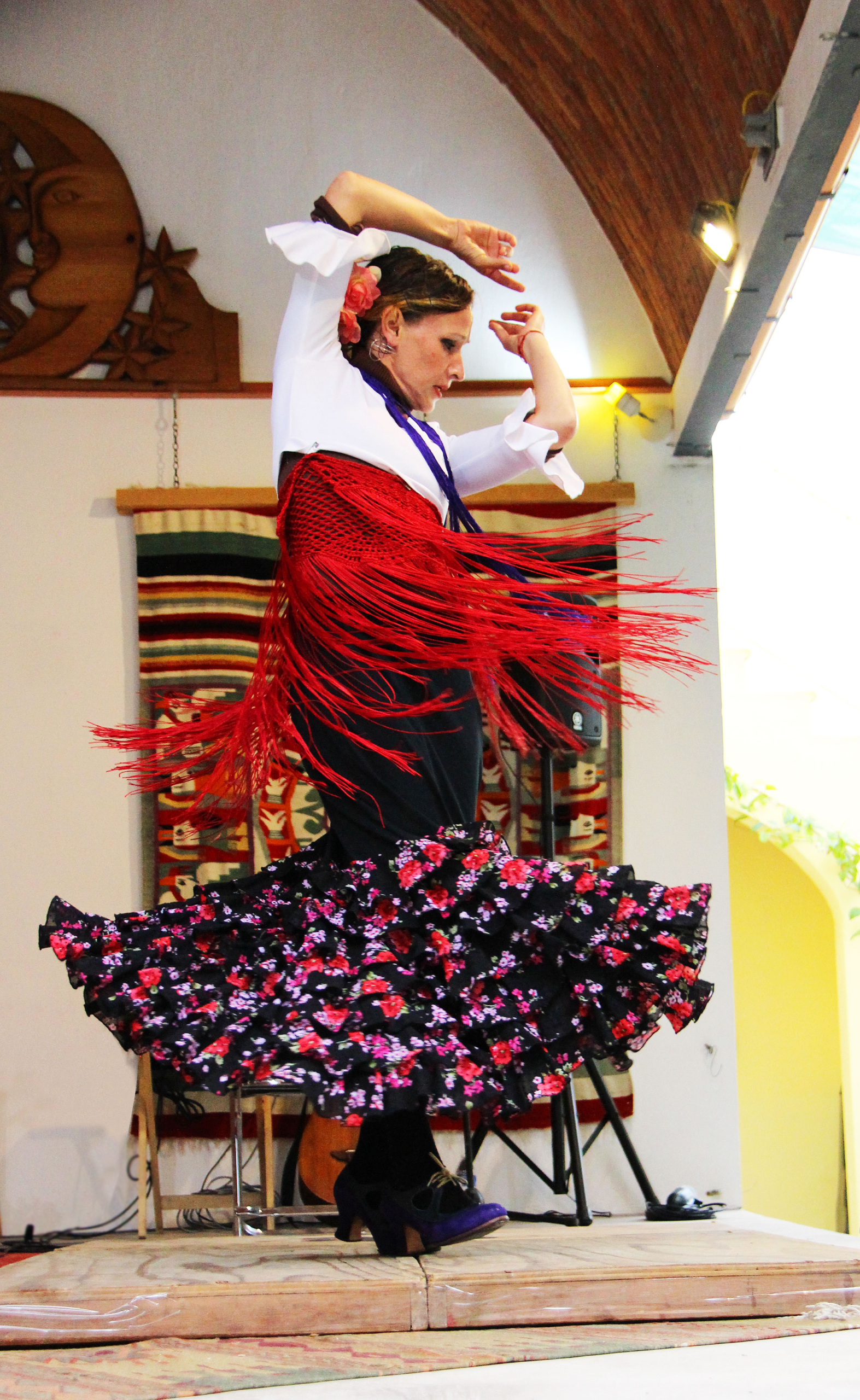 Leonor Zertuche Coindreau dancing by Stephanie Morgan